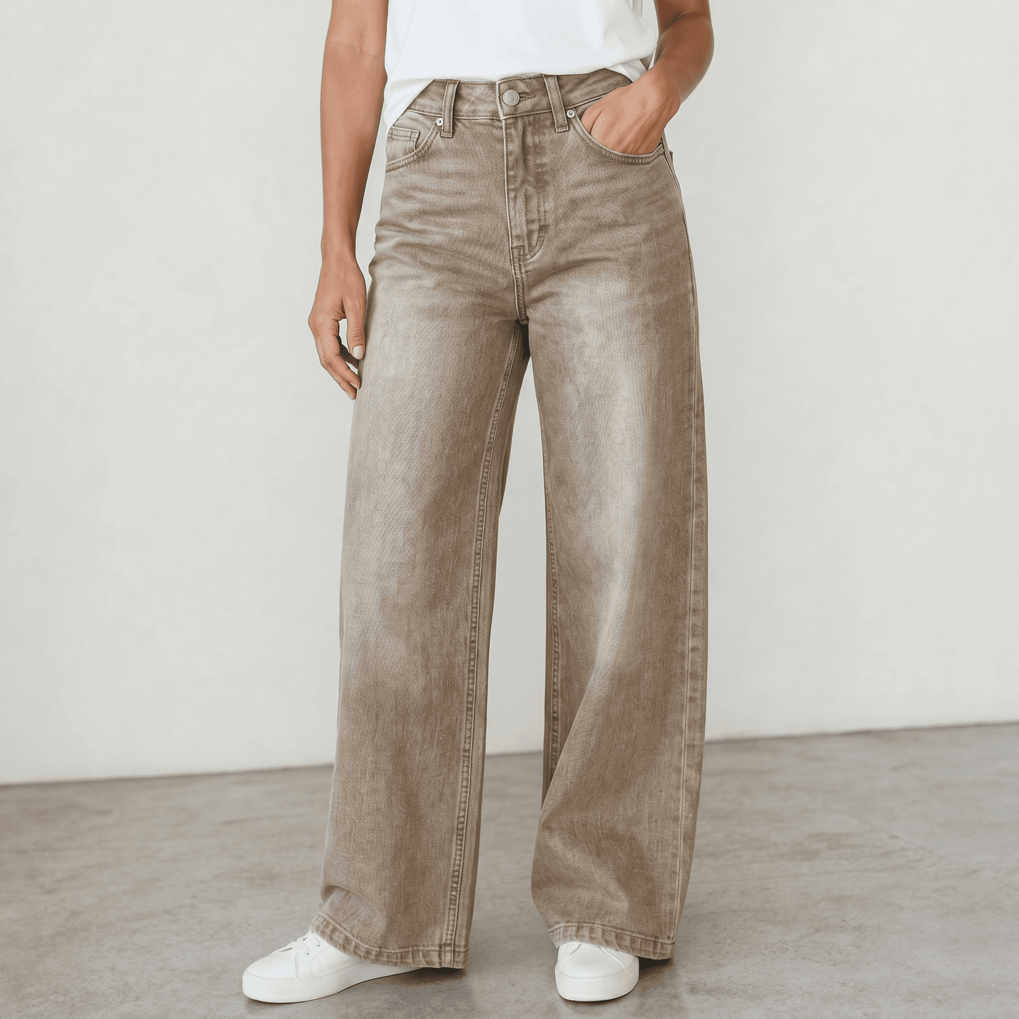 Jeans femme ultra extensible Christopher Jeans jambe large Groupe urbain